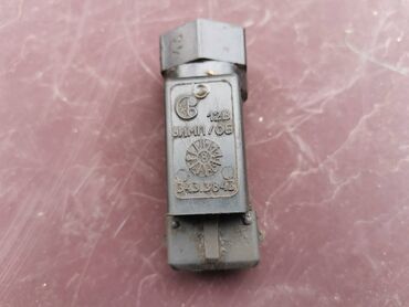 Auto delovi: Davac brzine bez zice Lada 21214,21214i Niva, Lada 112. Polovno — 4