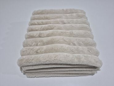 Prekrivači za nameštaj: Neklizajući, Višenamenski na lalafo.rs — 2 Prekrivači za nameštaj: Neklizajući, Višenamenski — 2