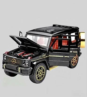 ugg cizme type 0: Mercedes g63 crni 1:18 metalni sa svetlecim farovima. mercedes g63 — 1