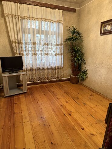 Uzunmüddətli kirayə evlər: 170 kv. m, 7 otaqlı, Kombi, Qaz, İşıq -da lalafo.az — 6 Uzunmüddətli kirayə evlər: 170 kv. m, 7 otaqlı, Kombi, Qaz, İşıq — 6