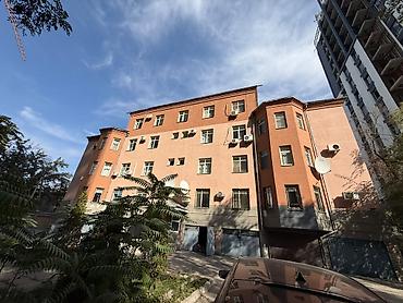70: 3 комнаты, 134 м², Элитка, 2 этаж, Косметический ремонт — 2