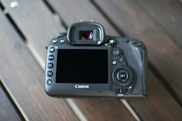 сумка для фотоаппарата canon: Продам фотоаппарат Canon EOS 5D Mark IV. Полностью рабочий