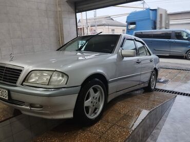 mercedes 2.2 cdi motor: Mercedes-Benz 200: 2 l | 1997 il Sedan