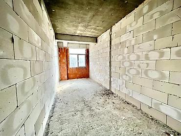 sovetskide satilan evler: 8-ci kilometr, Studiya, Yeni tikili, m. Qara Qarayev, 106 kv. m — 8