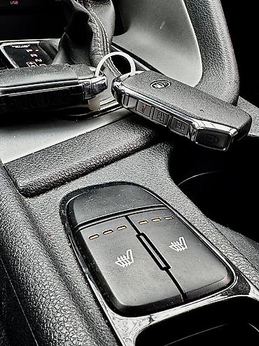 Kia: Kia Niro: 2020 г., 1.6 л, Типтроник, Гибрид, Кроссовер — 13