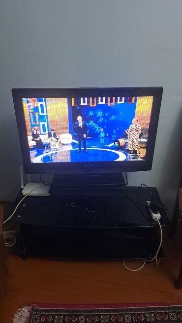 продаю телевизор: Televizor Samsung 82"