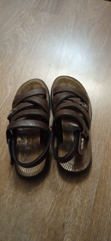 обувь 38: Продам детские мальчиковые сандалии, размер 38 . В хорошем состоянии