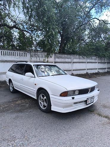 e klass: Mitsubishi Sigma: 1993 г., 3 л, Механика, Бензин, Универсал — 6
