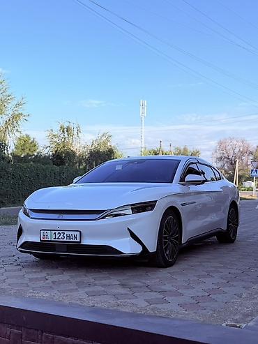 BYD Han: 2021 г., Электромобиль, Седан