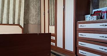 Спальные гарнитуры: Спальный гарнитур, Б/у, Двуспальная кровать, Шкаф, Тумба, ДСП, Самовывоз, цвет - Коричневый — 1