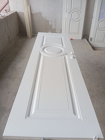 Ремонт, реставрация мебели: Услуга маляр покраска дверей рестобрация дверей установка дверей — 27