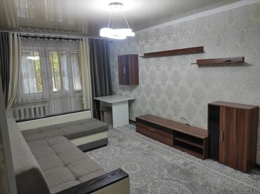 офис в жилом доме: 3 бөлмө, 58 кв. м, 104-серия, 1 кабат, Косметикалык ремонт