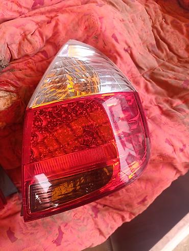 Передние фары: Задние фонари (левый и правый) в сборе для автомобиля хундай фит — 3