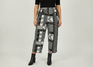 local heroes ubrania: Spodnie damskie, rozmiar 3XL