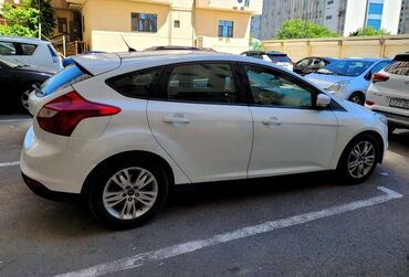 Ford: Ford Focus: 1.6 l | 2012 il Hetçbek