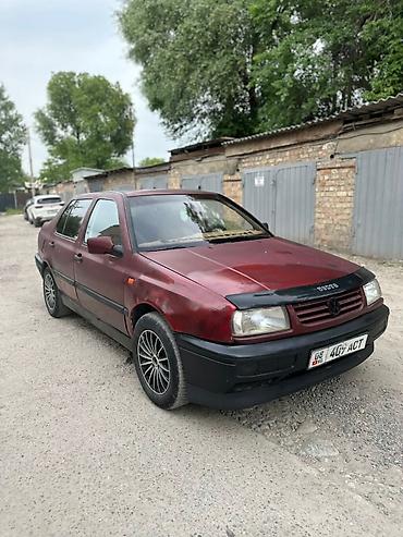 Volkswagen: Volkswagen Vento: 1993 г., 1.8 л, Механика, Бензин, Седан at lalafo.kg — 14 Volkswagen: Volkswagen Vento: 1993 г., 1.8 л, Механика, Бензин, Седан — 14