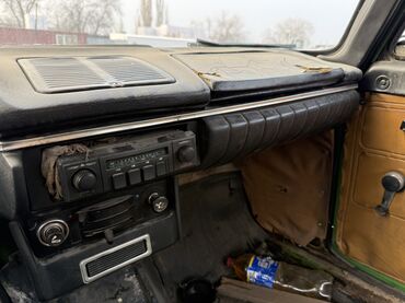 Москвич: Москвич 412: 1980 г., Механика, Бензин, Седан — 9