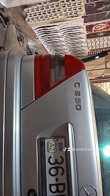 Mercedes-Benz: Mercedes-Benz C-Class: 2.8 l | 1994 il Sedan — 6