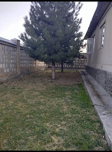 Үйлөрдү сатуу: 4 бөлмө, 114 м², 20 соток, Бишкек, Риелтор — 7