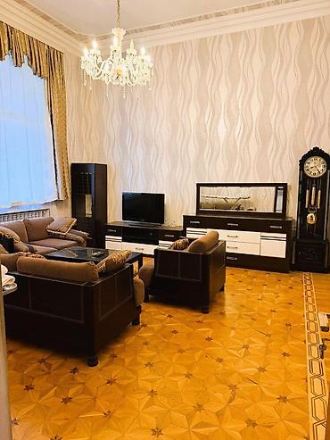 sebail: İcarəyə verilir 2 otaqlı köhnə tikili 80 m², Sahil m. 1 200 AZN/ay 2 — 2