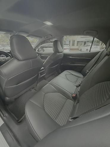 Унаа: Toyota Camry: 2022 г., 2.5 л, Автомат, Бензин, Седан — 5