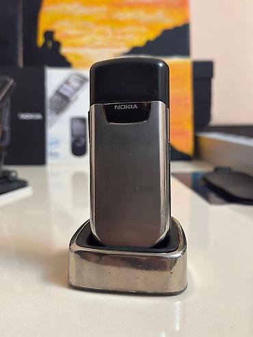 телефон fly nimbus 1: Nokia 8 Sirocco, цвет - Серебристый, Кнопочный — 3