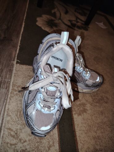 Botinka və botilyonlar: Balenciaga, Ölçü: 36.5, rəng - Gümüşü, Yeni