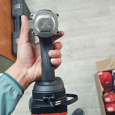 black decker: Аккумуляторная дрель‑шуруповерт VITTON VT10048 - Питание — 3