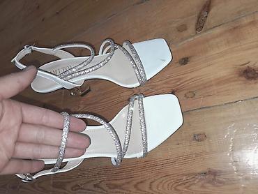 Basanoşka və səndəllər: YSL, Ölçü: 36, rəng - Ağ, Yeni — 6
