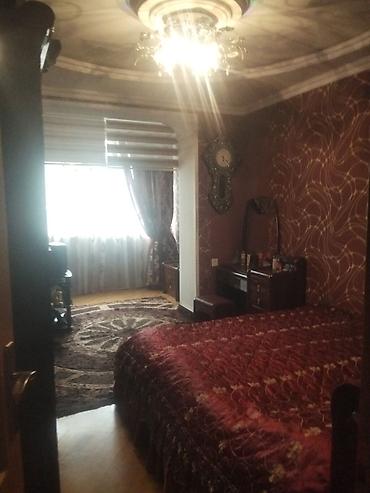 qarayevde ev: Bakı, 3 otaqlı, Köhnə tikili, m. Qara Qarayev, 58 kv. m — 4