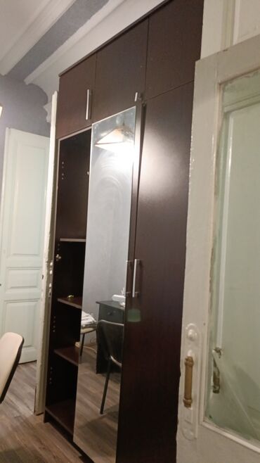 İşlənmiş, Açılan, 3 qapılı Düz dolab, Qarderob, paltar dolabı