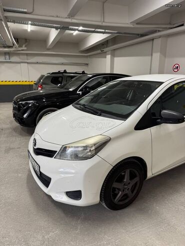 Toyota: Toyota Yaris: 1.3 l. | 2012 έ. Χάτσμπακ — 5