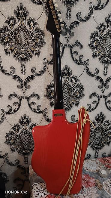 michael kors saat: Məhsul: Sovet dövrü elektrik gitarası Xüsusiyyətlər: - Bədən — 1