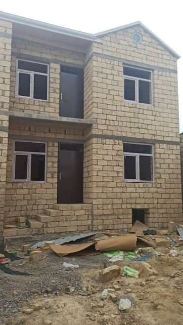 Həyət evləri və villaların satışı: Masazır 4 otaqlı, 130 kv. m, Kredit var, Təmirsiz