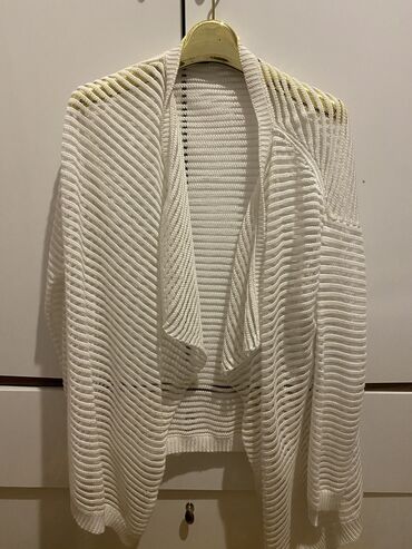 женские свитера с кружевом: Женский свитер S (EU 36), M (EU 38), L (EU 40), цвет - Белый