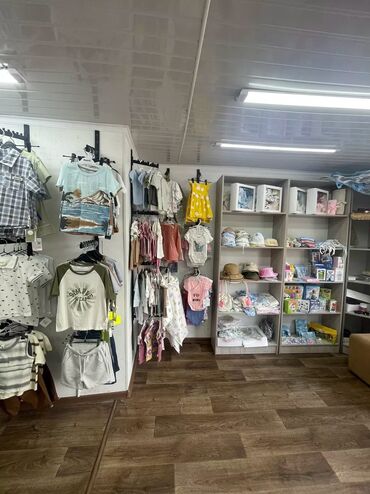 детские магазины: Орто-Сай Сдается павильон Магазин детской одежды Бизнес действующий