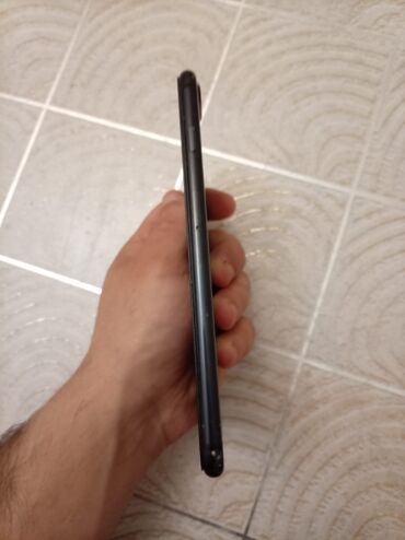 Apple iPhone: IPhone 7 Plus — 4