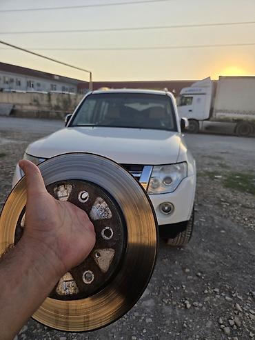 ağdağ dirək: Məhsul: Ön təkərlər üçün əyləc disk cütü Təsvir: - Şəkillərdə — 3