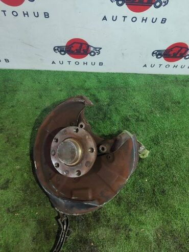 запчасти на audi a4: Цапфа Audi A4 B6 2.0 ALT 2003 задн. (б/у)