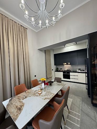Дома: Продается 2-этажный особняк в жилом массиве Ынтымак! 🏡✨ Описание — 1