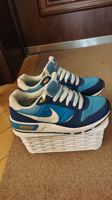 Kişi ayaqqabıları: Nike kişi idman ayaqqabısı – orijinaldır 
39 razmer — 4