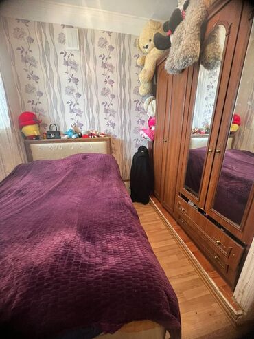 Uzunmüddətli kirayə mənzillər: Xətai rayonu,Köhnə günəşli qəsəbəsi,265 nömrəli məktəbin yanında,9 — 2