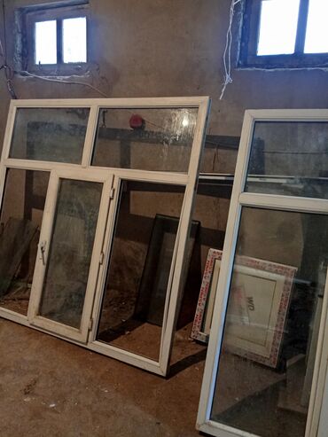 pilasdik qaplar: İşlənmiş İkiqat şüşə paketi Plastik pəncərə, Еni: 180 sm, Uzunluğu: 180 sm