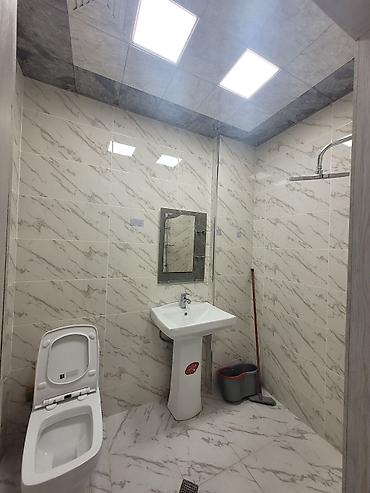 merkezde: 2otaqlı mənzil – tam mebellı və texnikalı Plan: - Geniş işıqlı qonaq — 10