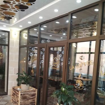 Алюминиевые окна на заказ: • Алюминиевый тамбур. • Входная группа ● Алюминиевые — 8