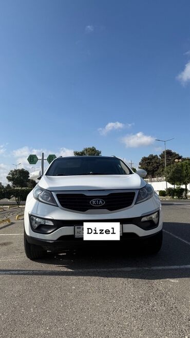 Kia: Kia Sportage: 2 l | 2010 il Krossover — 2