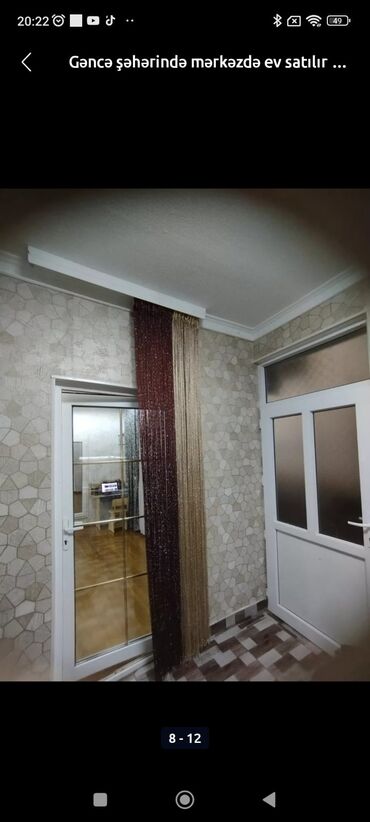 Mənzil kirayələyirəm: İki mərtəbəli rahat mənzil interyeri - Zövqlü və işıqlı qonaq otağı — 9