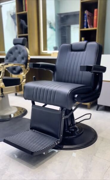 кресла салонные: Продаю кресло для барбера 
Обсолютно новый 
Цена 50000 сом