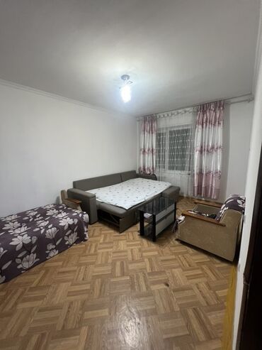 одна комнатная квартира на долгий срок: 1 комната, Собственник, С подселением, С мебелью полностью