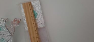 Dini kitablar: Kiçik Quran kitabı.təsbehlər plastiklər biri 1 azn.şüşələr 3 azn.2 — 5